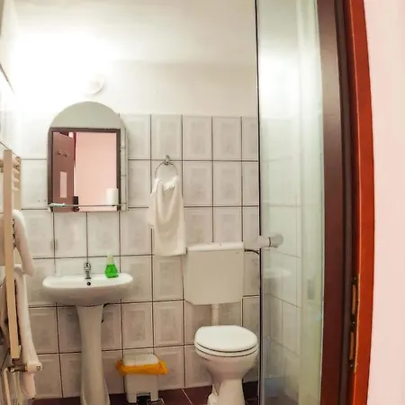 Hostel Divera